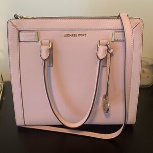 Micheal kors purse